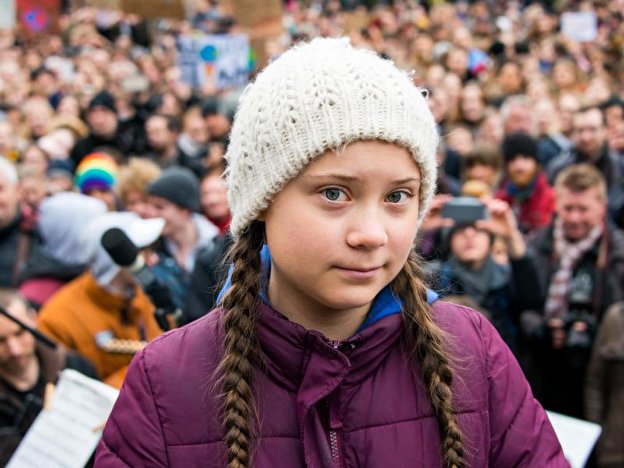 100% CLEAN FUTURE -- STAND WITH THE CLIMATE STRIKERS