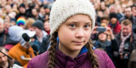 100% SAUBERE ZUKUNFT -- SOLIDARITÄT MIT DEN KLIMASTREIKENDEN