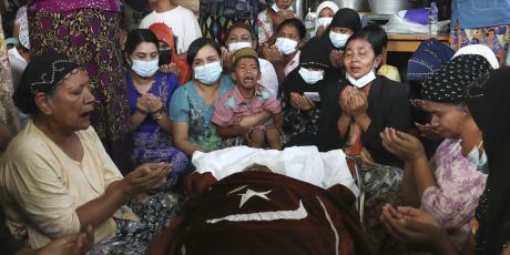 Myanmar: stop the bloodbath