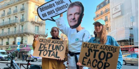 Crédit Agricole: Stop au pétrole et au gaz